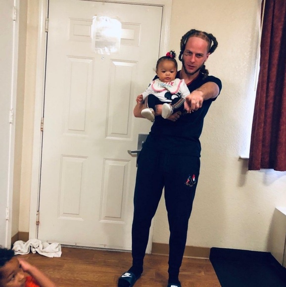 Meet your Posher, James - Picture 1 of 1